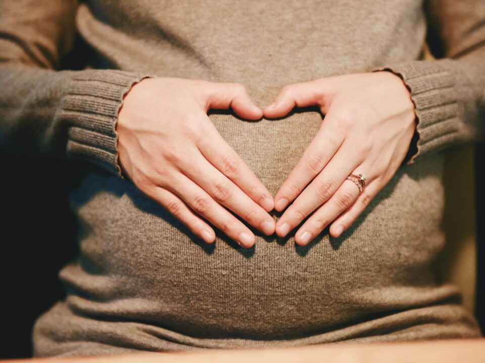 Massage under graviditeten sænker stress og øger trivsel