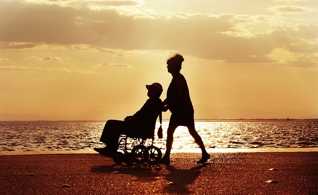Gode råd til kørestolsbrugere: Sådan navigerer du i en verden bygget for gående